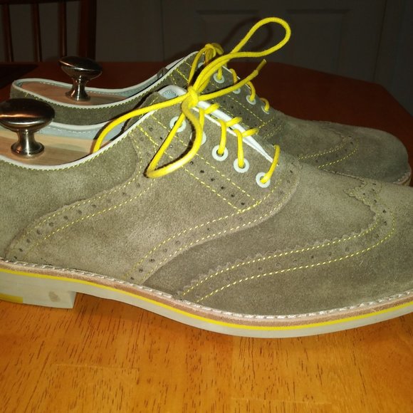 Grey Nubuck Johnston & Murphy Wingtips. Size: (8M) - Picture 2 of 4
